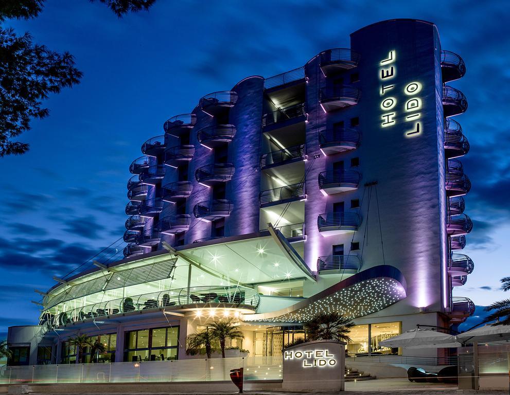 Hotel Lido Alba Adriatica Buitenkant foto